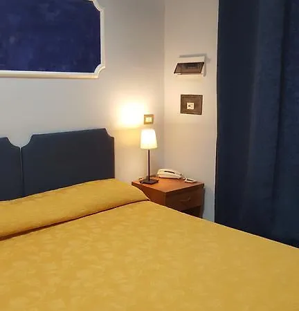 Πανσιόν Salandra 4*